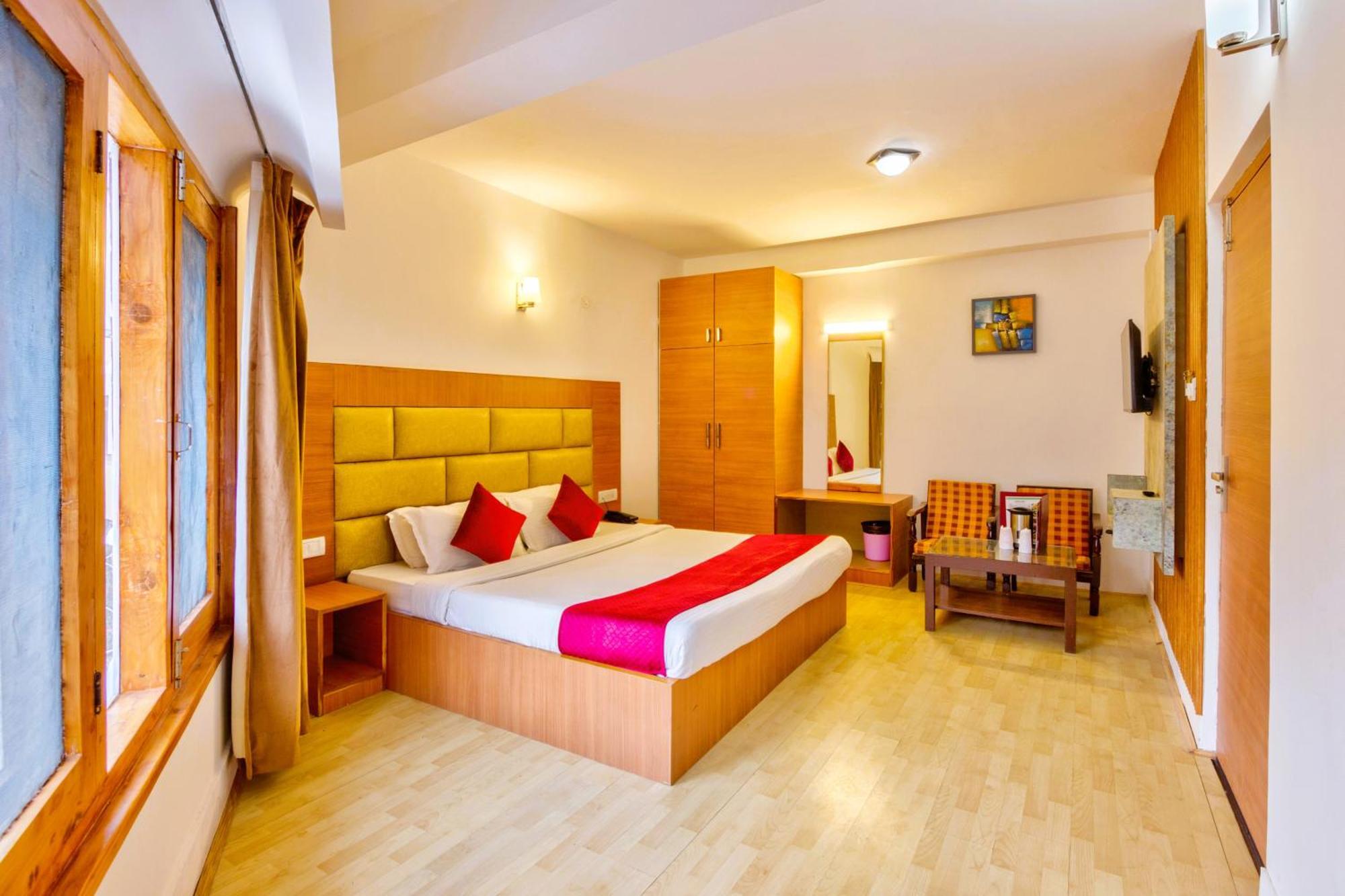 Hotel Greenfields Manali  Exterior photo