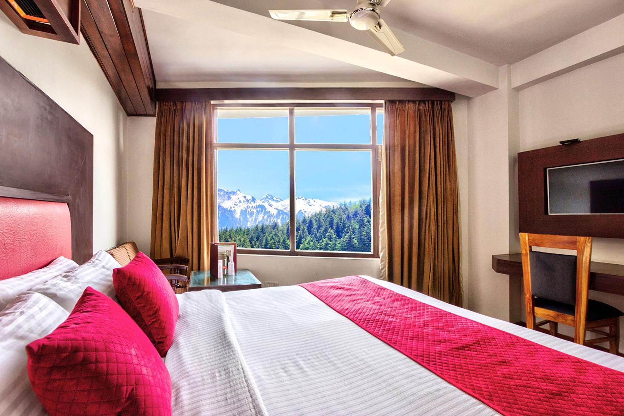 Hotel Greenfields Manali  Exterior photo